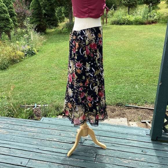 90s y2k Fairycore Gauze Lined Flowy Large Floral Print    Maxi/Midi Skirt Size 8 - Picture 4 of 10
